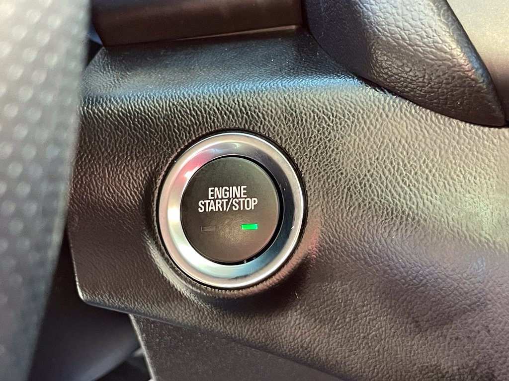 Used 2022 GMC Terrain SLE w/ Driver Convenience Package FWD image 15
