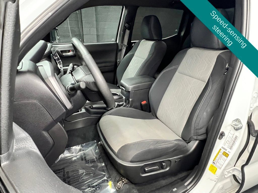 Used 2023 Toyota Tacoma TRD Sport AWD/4WD image 7