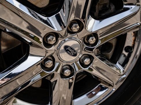 Used 2024 Ford F150 XLT w/ Tow/Haul Package AWD/4WD image 8