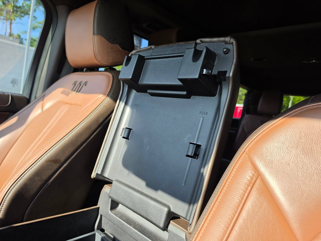 Used 2022 Ford Expedition Max King Ranch AWD/4WD image 34