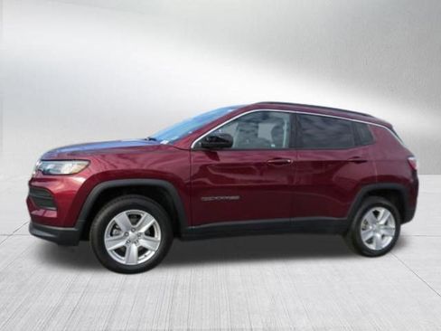 Certified 2022 Jeep Compass Latitude w/ Convenience Group AWD/4WD image 4