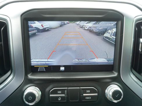 Used 2019 GMC Sierra 1500 SLE w/ SLE Value Package AWD/4WD image 23