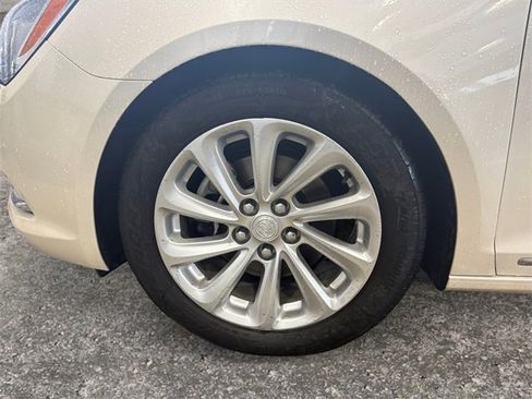 Used 2014 Buick LaCrosse Leather image 12