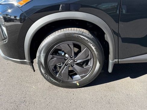 New 2026 Nissan Rogue SV AWD/4WD image 28