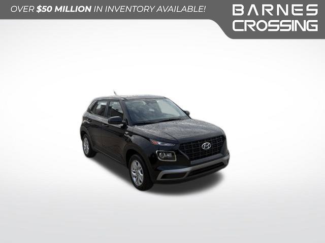 Used 2026 Hyundai Venue SE FWD image 1