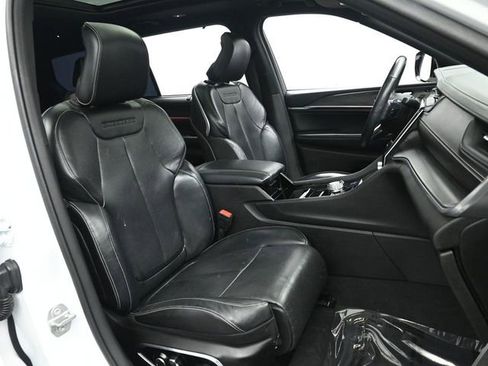 Used 2021 Jeep Grand Cherokee L Overland w/ Advanced Protech Group III image 26