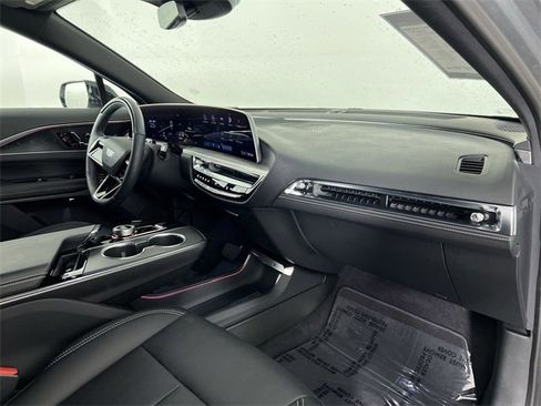 Used 2026 Cadillac Lyriq Sport image 30