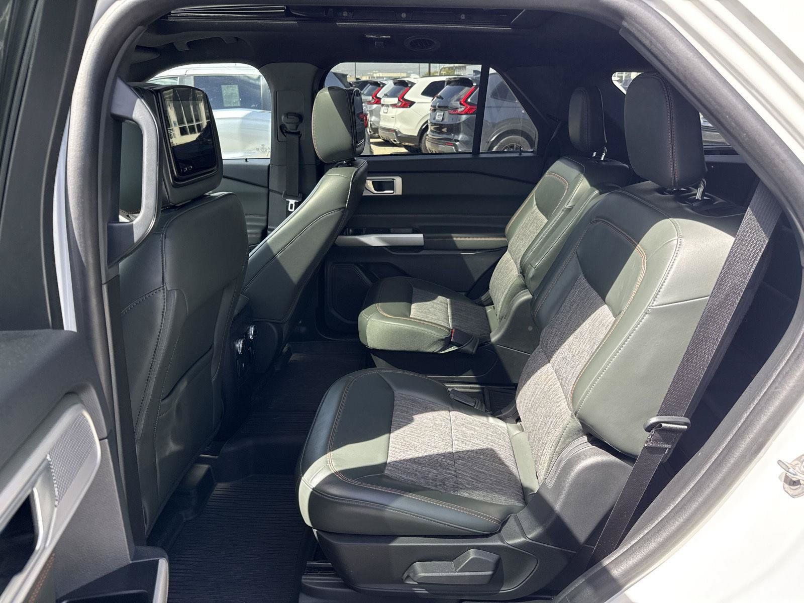 Used 2023 Ford Explorer Timberline w/ Timberline Technology Package AWD/4WD image 16