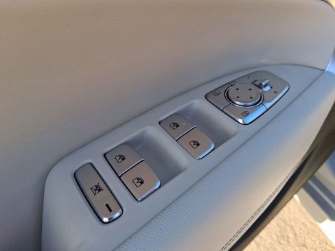 New 2026 Genesis G70 2.5T image 17