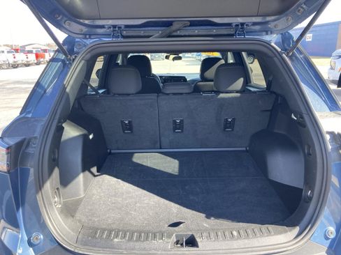 Used 2025 Chevrolet Equinox LT image 23