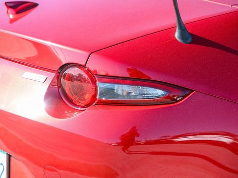 Used 2017 MAZDA MX-5 Miata Grand Touring RWD image 9
