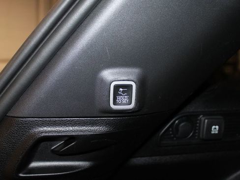 Used 2023 Jeep Grand Cherokee Altitude image 31