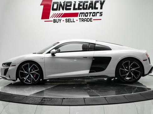 Used 2021 Audi R8 V10 RWD image 16