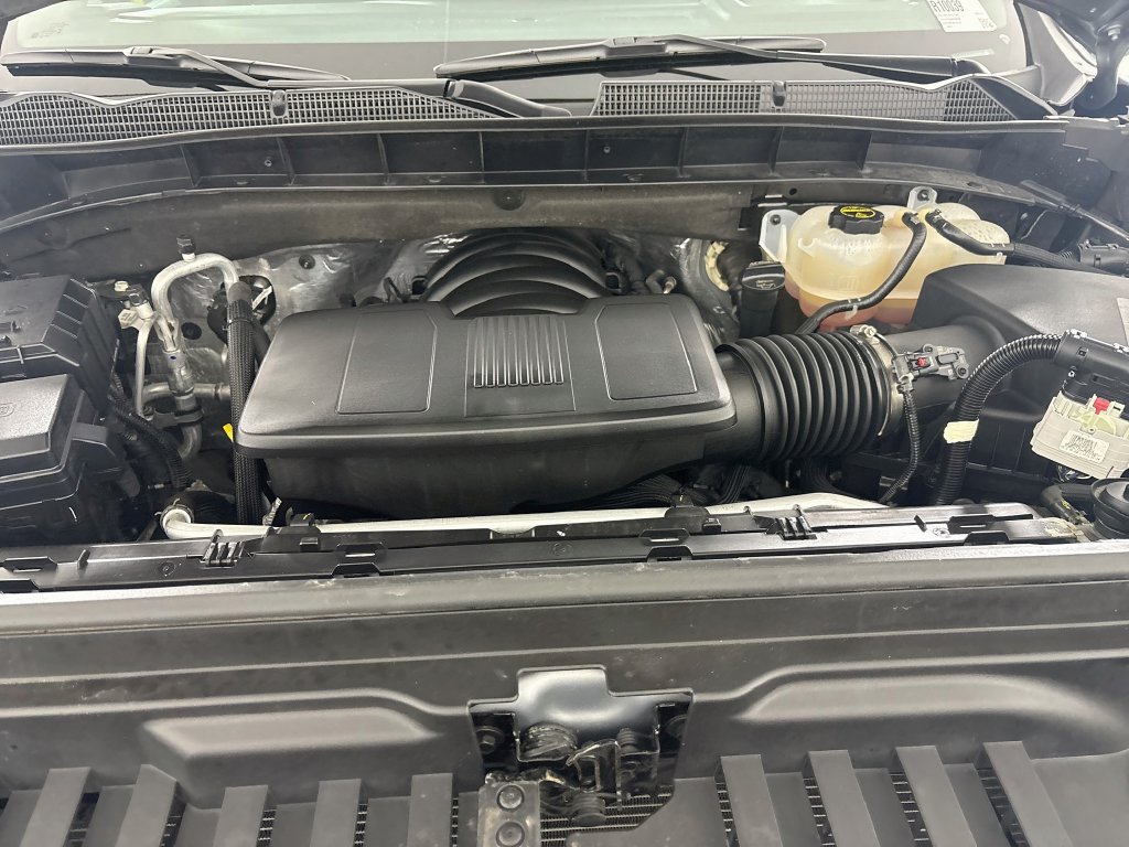 Certified 2025 GMC Sierra 1500 SLT AWD/4WD image 33
