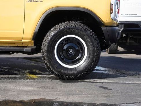Certified 2024 Ford Bronco Heritage Edition image 4