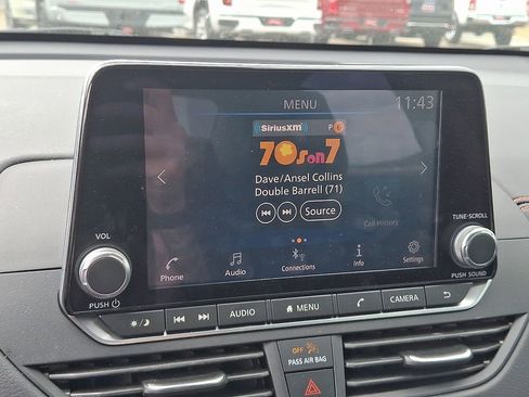 Used 2022 Nissan Altima 2.5 SR FWD image 17