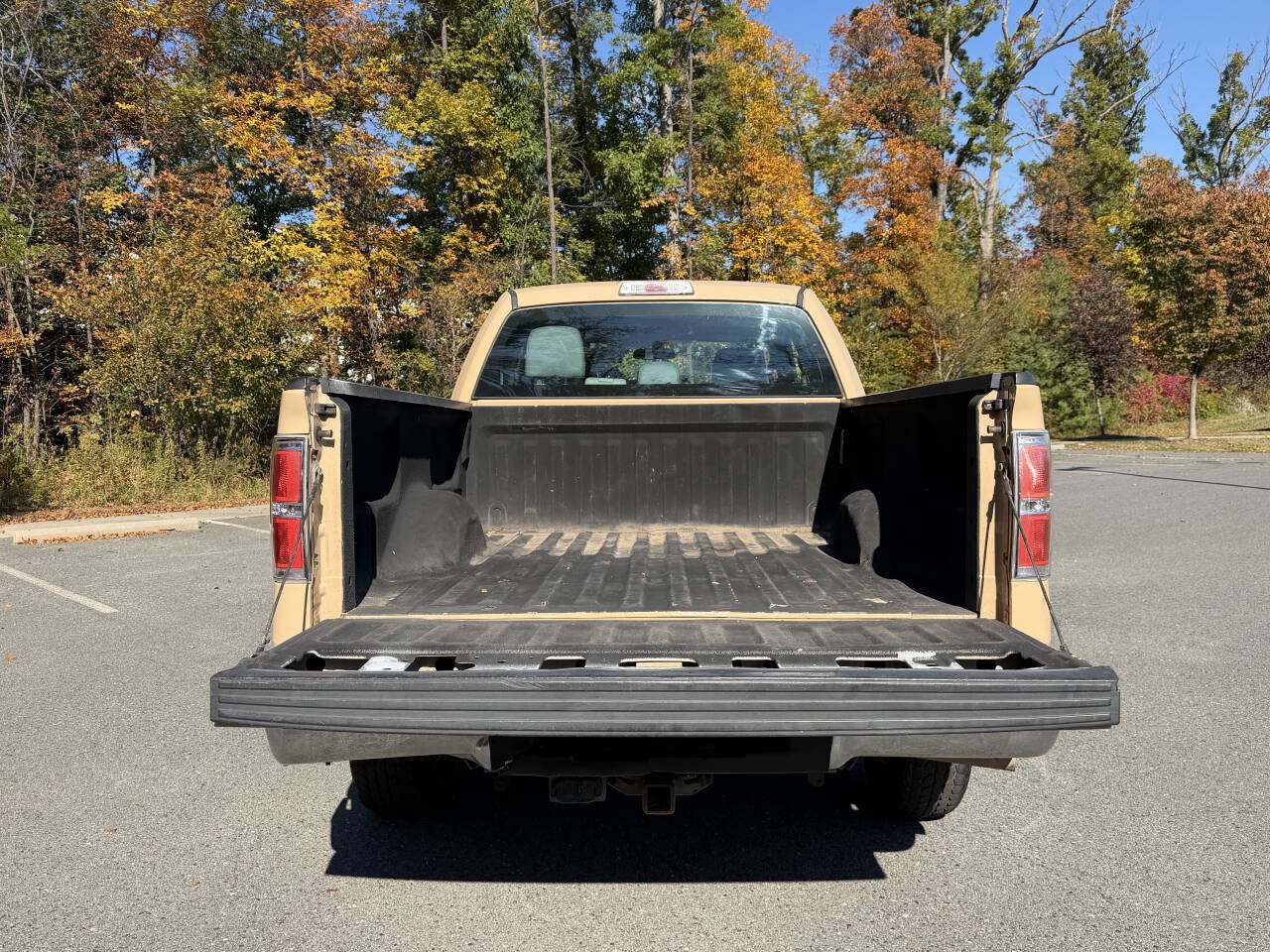 Used 2014 Ford F150 XL w/ Equipment Group 101A Mid AWD/4WD image 5