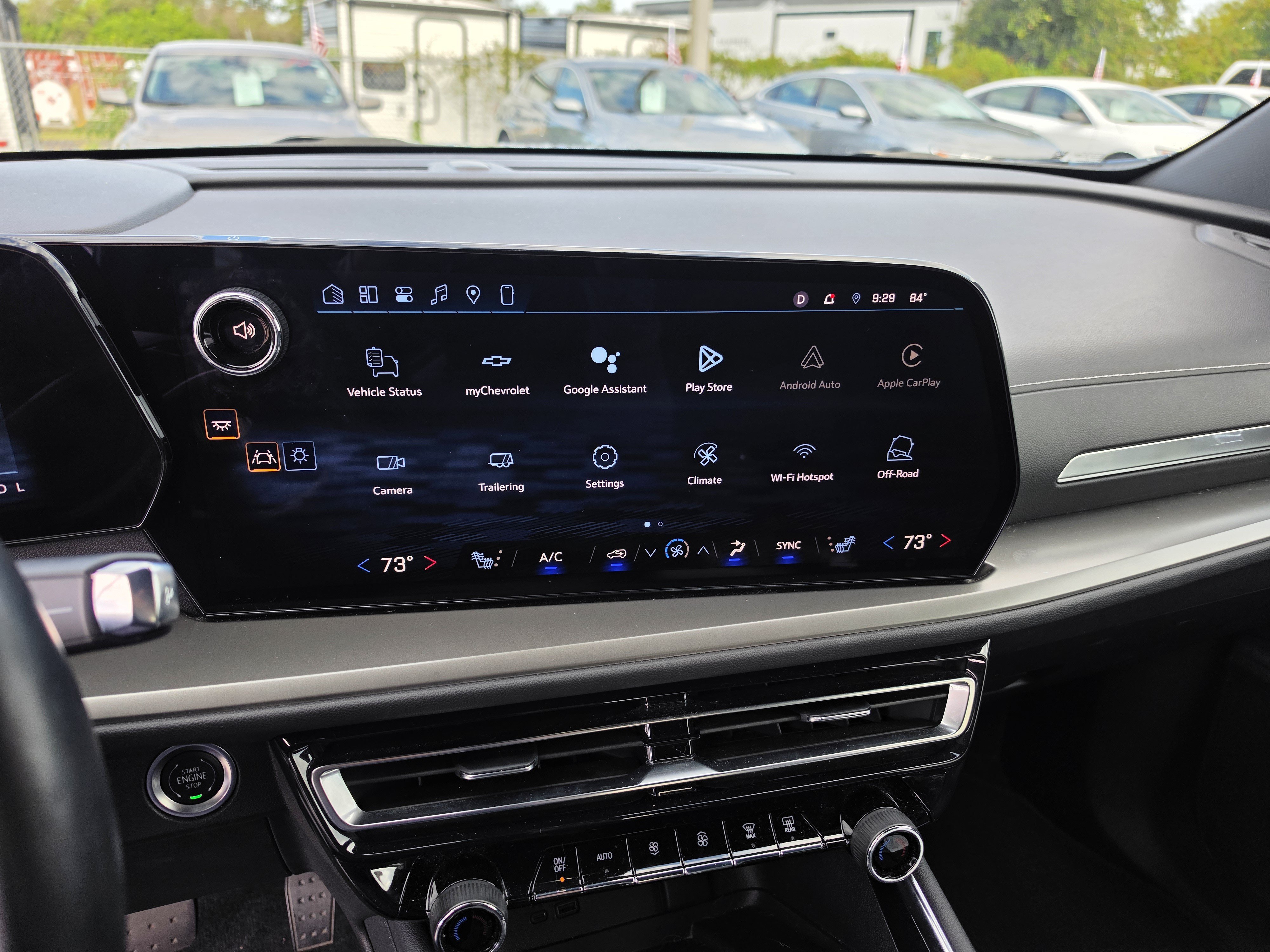 Certified 2025 Chevrolet Traverse LT FWD image 25