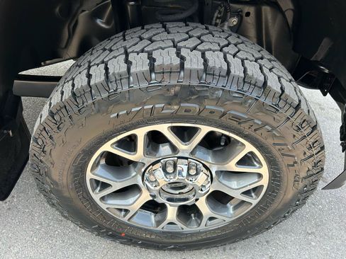 Used 2020 Ford F250 Lariat AWD/4WD image 10