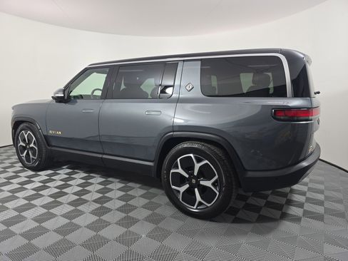 Used 2024 Rivian R1S Adventure AWD/4WD image 3