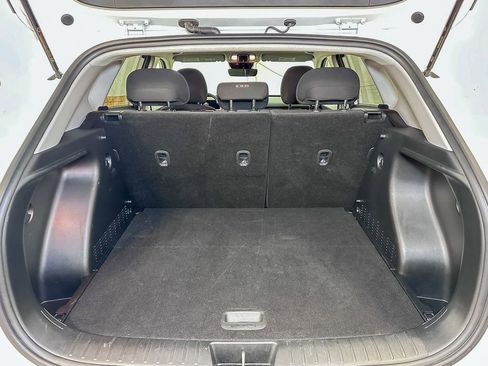 Used 2025 Hyundai Kona SEL image 18