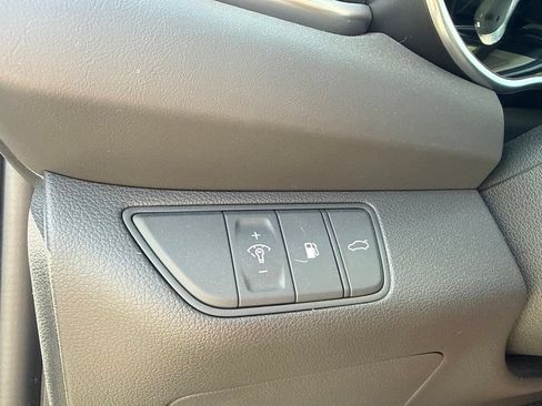Used 2026 Genesis G70 2.5T Prestige AWD/4WD image 12