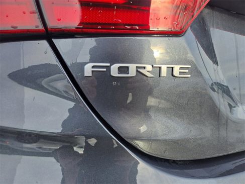 Certified 2023 Kia Forte GT-Line image 29