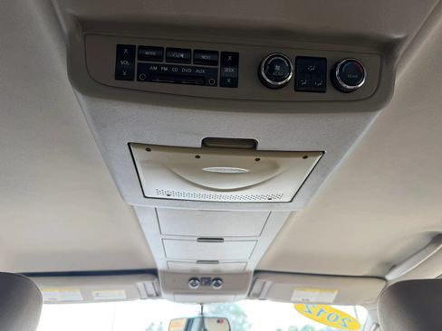 Used 2012 Nissan Armada SV AWD/4WD image 25