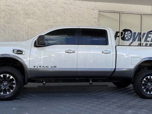 Used 2016 Nissan Titan PRO-4X image 7