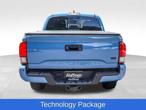 Used 2019 Toyota Tacoma TRD Sport AWD/4WD image 9