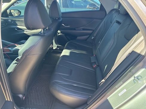 Certified 2024 Hyundai Elantra Limited image 15