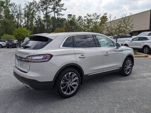 Certified 2023 Lincoln Nautilus Reserve w/ Equipment Group 201A image 5