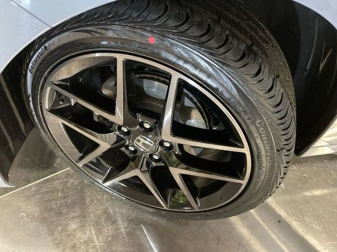 Used 2022 Honda Civic Sport Touring image 11