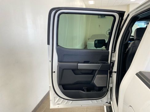 New 2026 Ford F150 Lariat w/ Equipment Group 502A High image 8