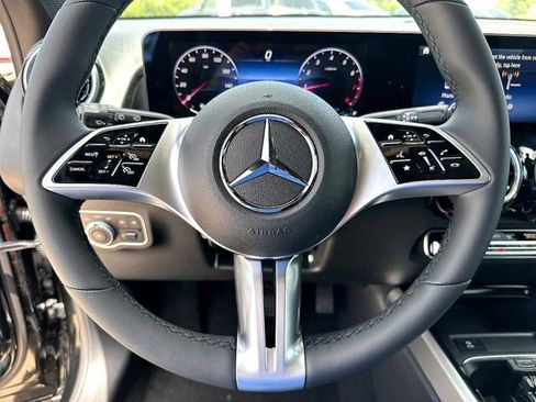 New 2025 Mercedes-Benz GLB 250 GLB 250 image 14