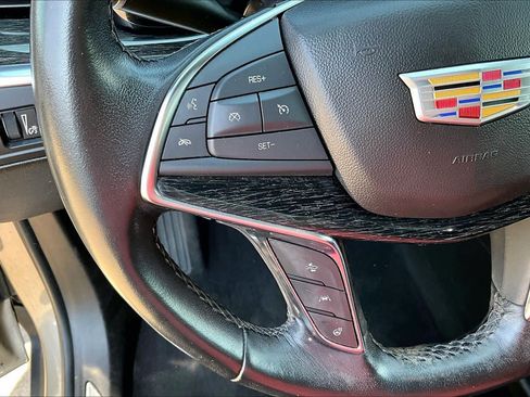 Used 2023 Cadillac XT5 Premium Luxury FWD image 41