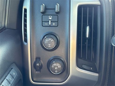 Used 2017 GMC Sierra 1500 SLT image 35