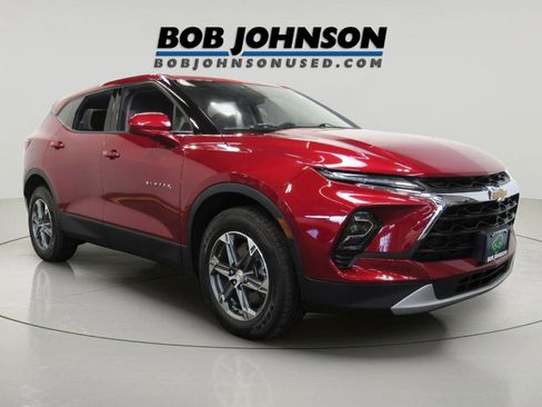 Certified 2023 Chevrolet Blazer LT AWD/4WD image 1