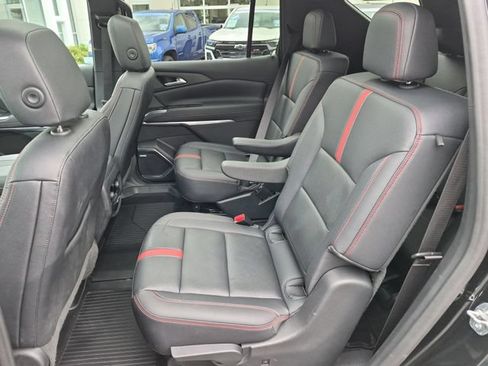 Used 2024 Chevrolet Traverse RS w/ LPO, Floor Liner Package AWD/4WD image 28