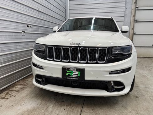Used 2015 Jeep Grand Cherokee SRT w/ Trailer Tow Group IV AWD/4WD image 2