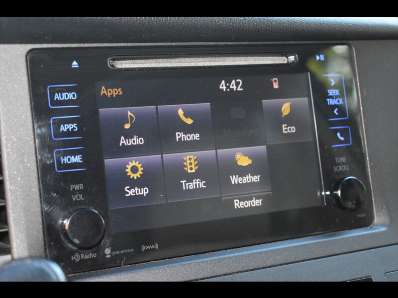 Used 2017 Toyota Sienna LE FWD image 10