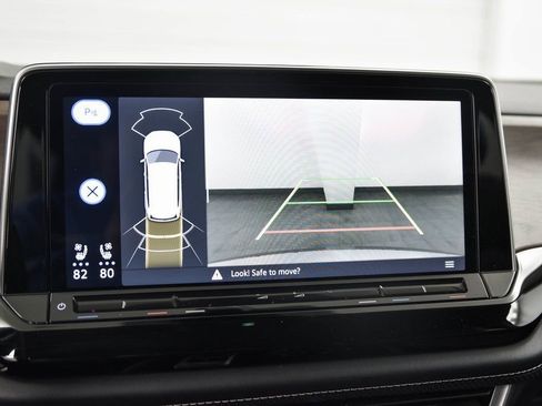 Used 2024 Volkswagen Atlas SE image 21