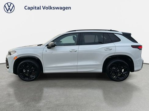 New 2026 Volkswagen Tiguan SE R-Line image 2