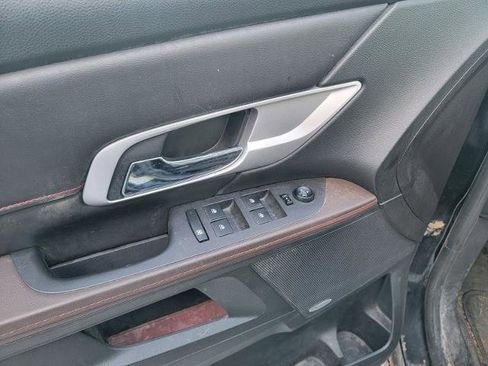 Used 2010 GMC Terrain SLT image 20