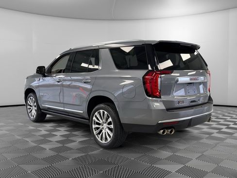Used 2021 GMC Yukon Denali w/ Denali Premium Package image 6