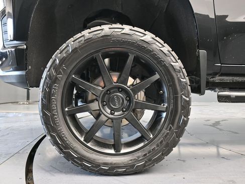 Used 2020 Chevrolet Silverado 1500 Custom Trail Boss w/ Custom Convenience Package image 26