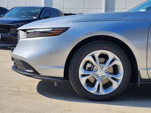 New 2026 Honda Accord LX image 5