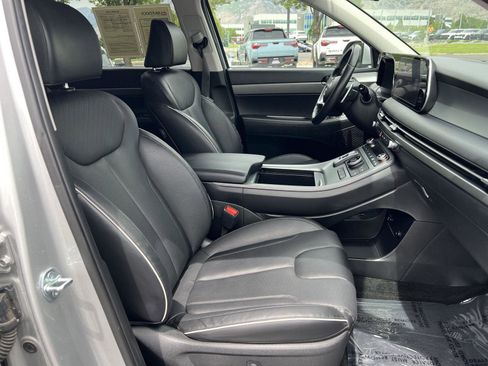 Used 2023 Hyundai Palisade SEL AWD/4WD image 17