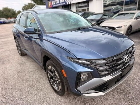 Used 2025 Hyundai Tucson SEL FWD image 4