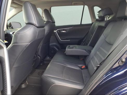 Used 2019 Toyota RAV4 Limited image 20